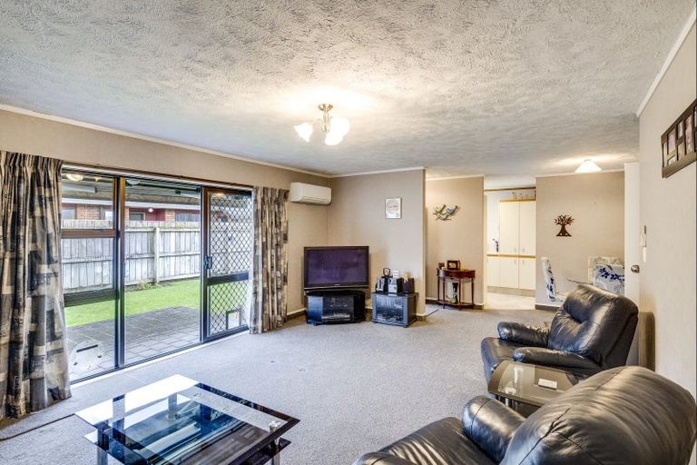 Photo of property in 49d Church Road, Taradale, Napier, 4112