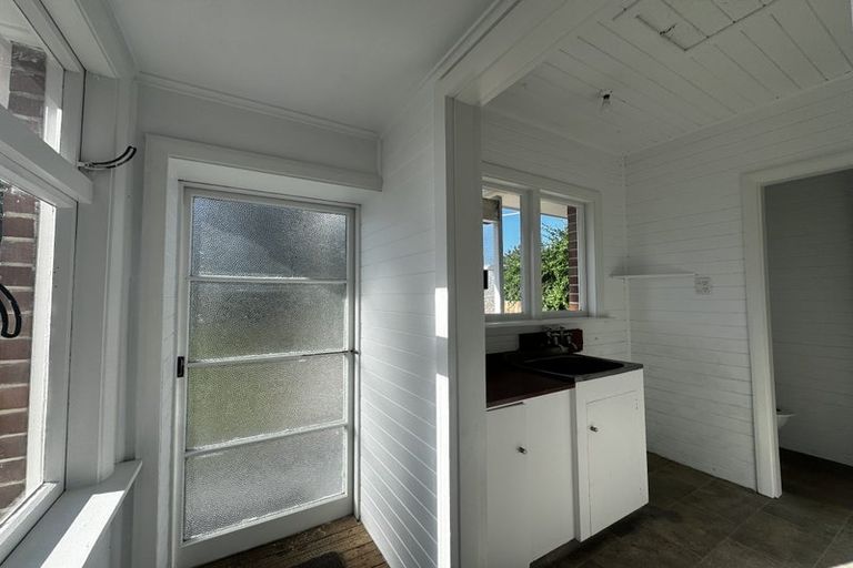 Photo of property in 56 Worthy Street, Ilam, Christchurch, 8041