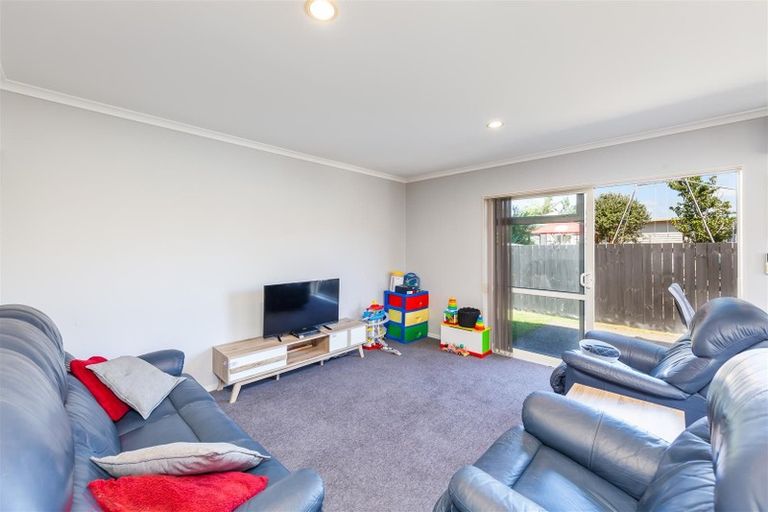 Photo of property in 4a Melanie Place, Orewa, 0931
