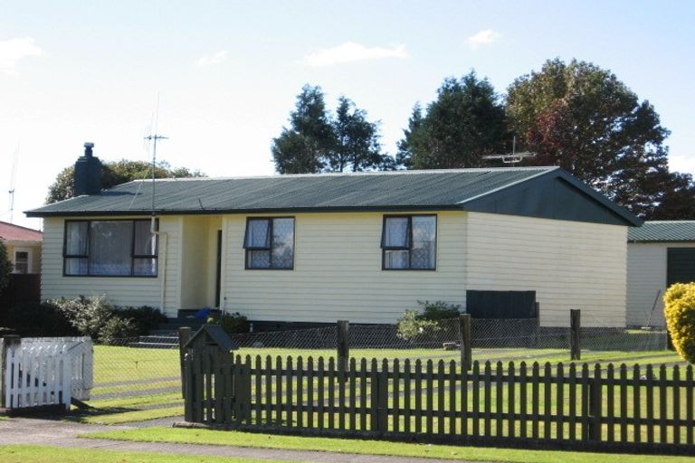 Photo of property in 60 Morvern Crescent, Tokoroa, 3420