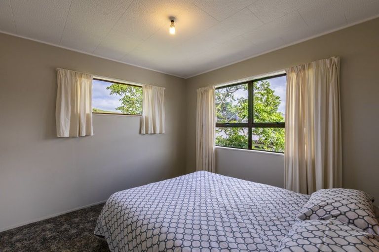 Photo of property in 14 Puketauhinu Place, Porangahau, 4293