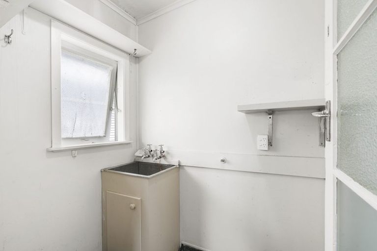 Photo of property in 13 Bruce Road, Glenfield, Auckland, 0629