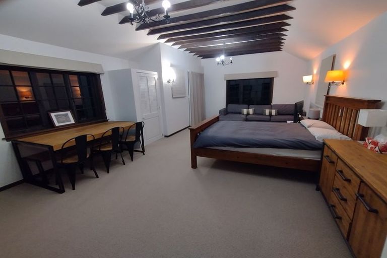 Photo of property in 19 Torwood Road, Khandallah, Wellington, 6035