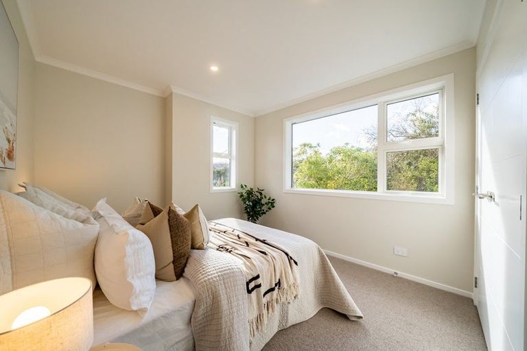 Photo of property in 70a Heretaunga Square, Silverstream, Upper Hutt, 5019