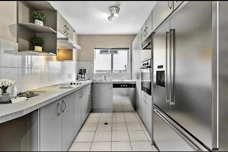 Photo of property in 26/3 Hulme Place, Henderson, Auckland, 0612
