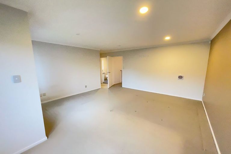 Photo of property in 11 Lucca Crescent, Flat Bush, Auckland, 2019