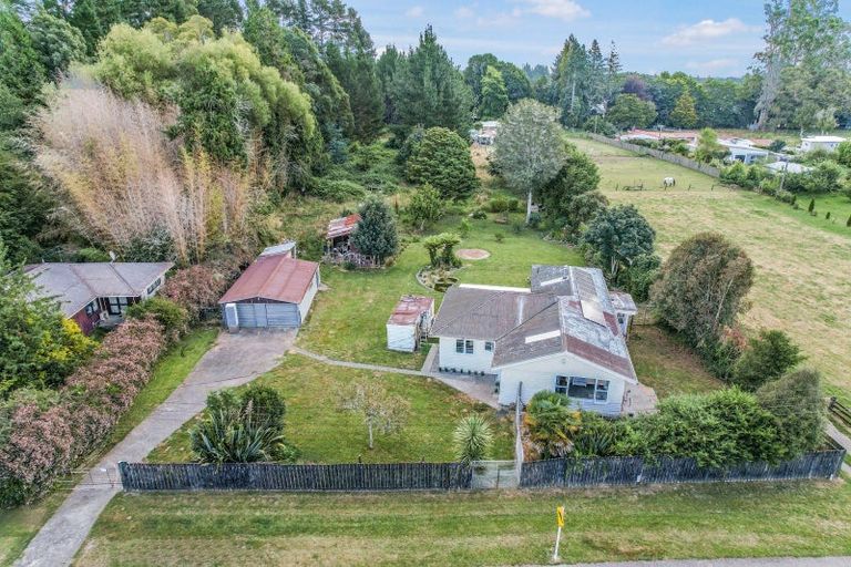 Photo of property in 6 Dumfries Road, Tokoroa, 3420