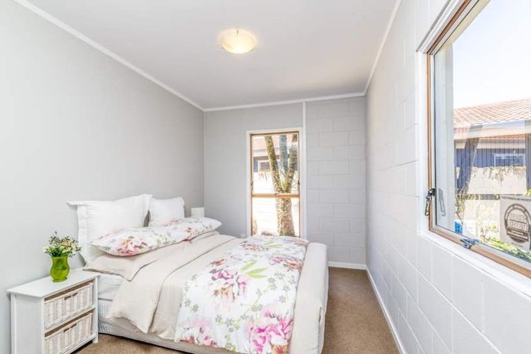 Photo of property in 109 Stredwick Drive, Torbay, Auckland, 0630