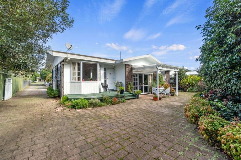Photo of property in 18 Clare Street, Cambridge, 3434