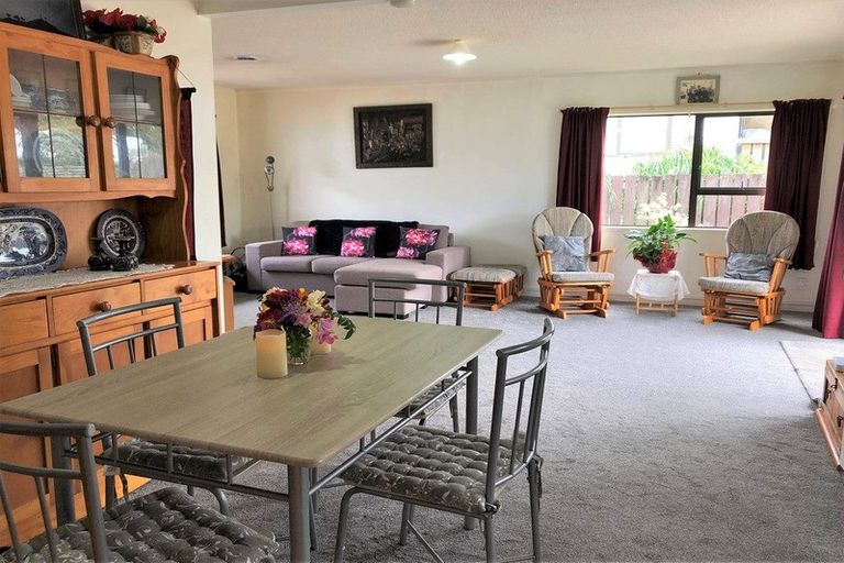 Photo of property in 16b Fairway Drive, Kerikeri, 0230