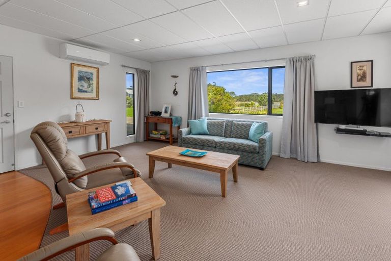 Photo of property in 42 Tongatu Road, Ngunguru, Whangarei, 0173