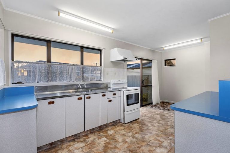 Photo of property in 10 Mappleton Avenue, Burnside, Christchurch, 8053