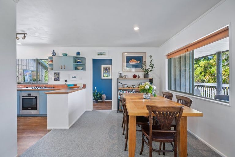 Photo of property in 15 Turiapua Lane, Parua Bay, Whangarei, 0174