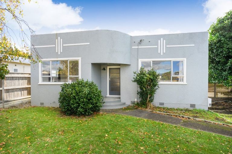 Photo of property in 31 Chelwood Street, Takaro, Palmerston North, 4412