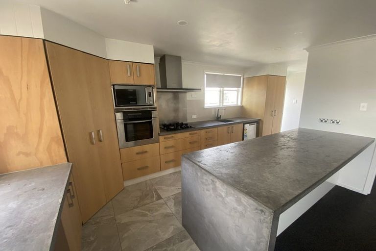 Photo of property in 571a Queen Street East, Levin, 5510