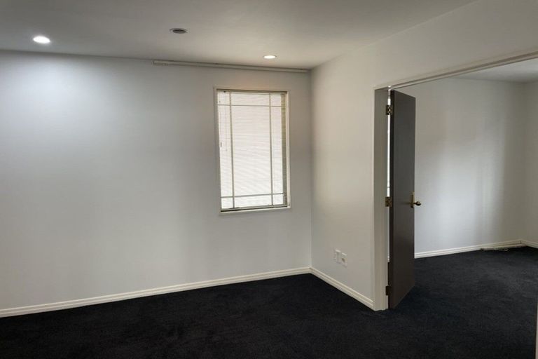 Photo of property in St James Courts, 1/77 Gloucester Street, Christchurch Central, Christchurch, 8013