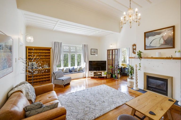 Photo of property in 506 Market Street South, Hastings, 4122