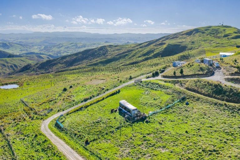 Photo of property in 668b Old Hill Road, Porangahau, 4291