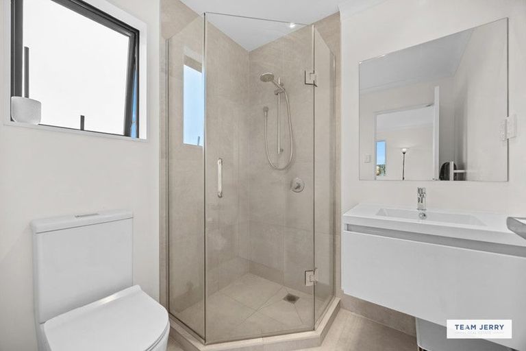 Photo of property in 27 Sun Orchid Avenue, Wiri, Auckland, 2104