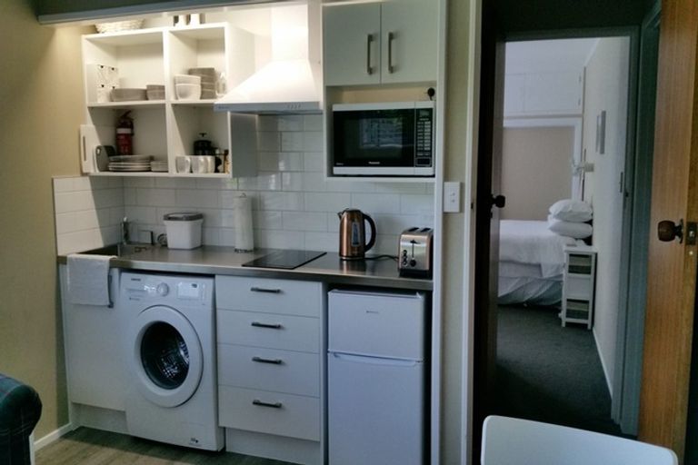 Photo of property in 52 Leicester Street, Stoke, Nelson, 7011