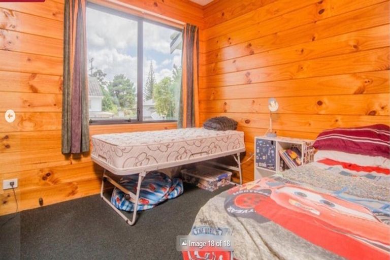 Photo of property in 42a Rimu Street, New Lynn, Auckland, 0600