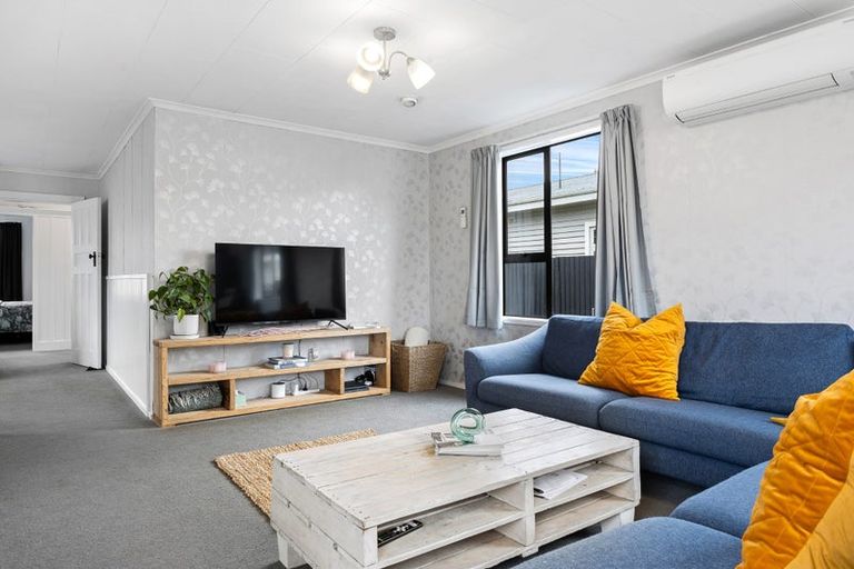Photo of property in 106 Mackworth Street, Woolston, Christchurch, 8062
