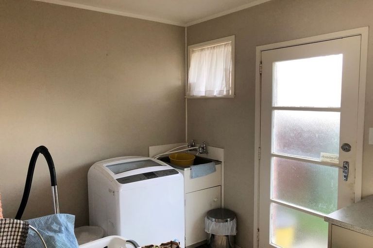 Photo of property in 2/86 Carruth Road, Papatoetoe, Auckland, 2025