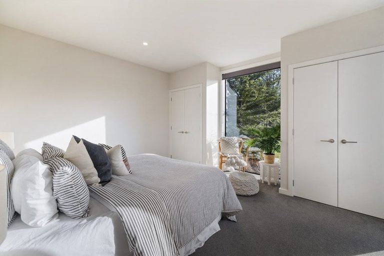 Photo of property in 12 Fife Court, Jacks Point, Queenstown, 9371