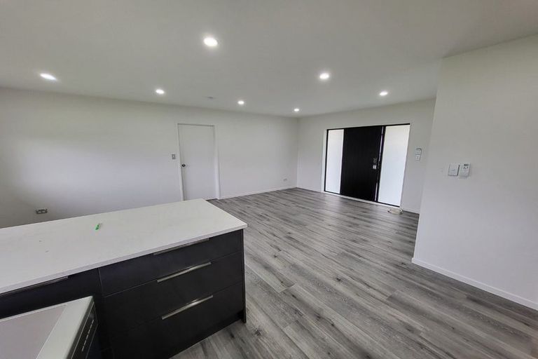 Photo of property in 190 Oraha Road, Kumeu, 0892