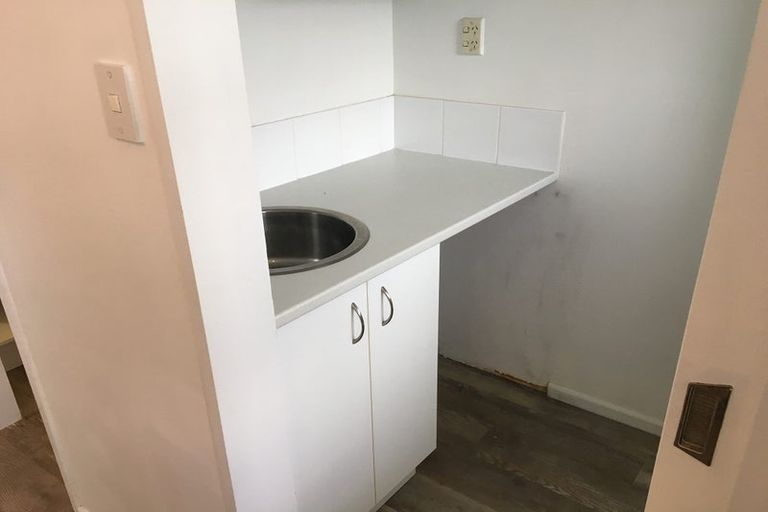 Photo of property in 2/99a Saint Martins Road, Saint Martins, Christchurch, 8022