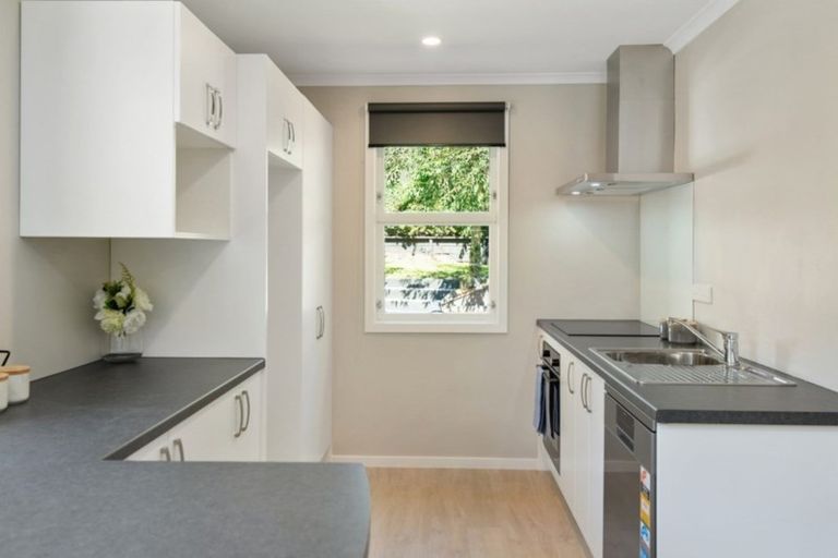 Photo of property in 46a Palatine Terrace, Saint Martins, Christchurch, 8022