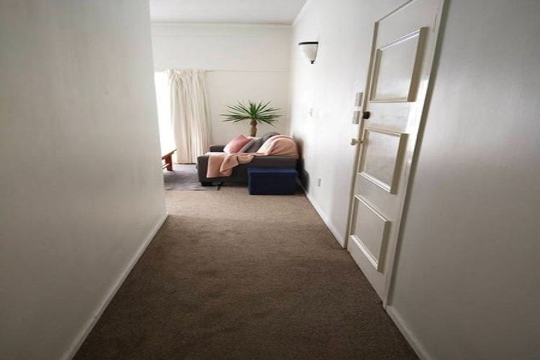 Photo of property in 7 Nui Mana Place, Te Atatu South, Auckland, 0610