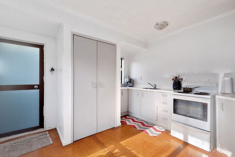 Photo of property in 16 Fitzwilliam Drive, Torbay, Auckland, 0630