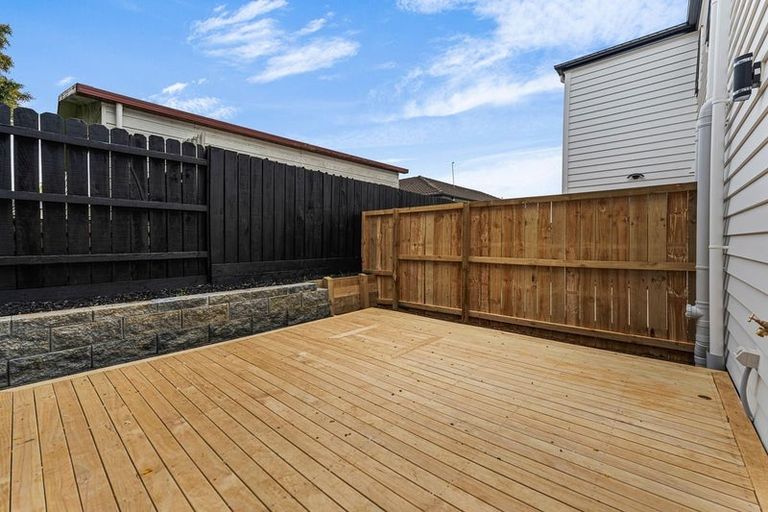 Photo of property in 13d Southview Place, Wattle Downs, Auckland, 2102