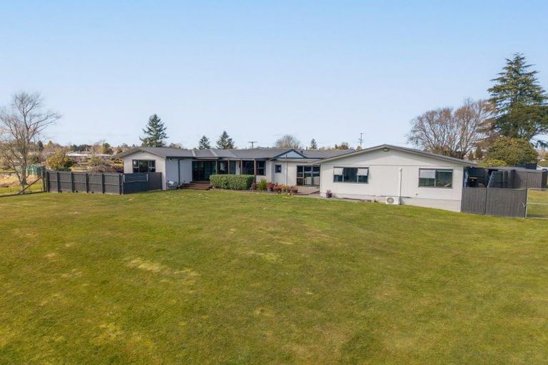 Photo of property in 92 Baird Road, Tokoroa, 3491