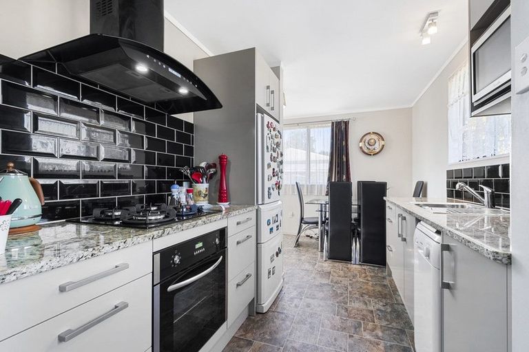 Photo of property in 1/20 Takanini School Road, Takanini, 2112