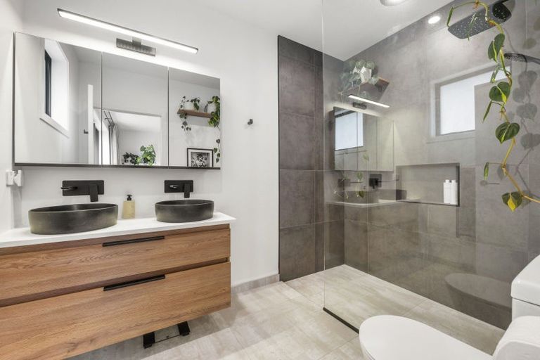 Photo of property in 11 Midsummer Avenue, Stratford, 4332