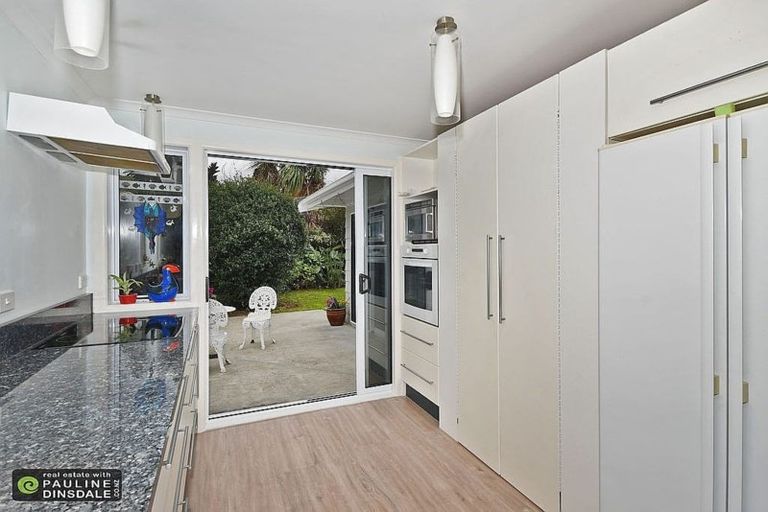 Photo of property in 10 Waikaraka Beach Road, Tamaterau, Whangarei, 0174