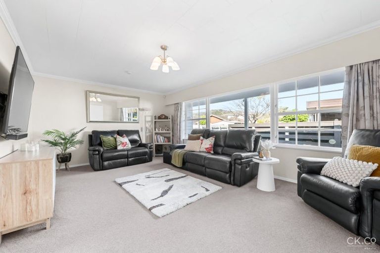 Photo of property in 49b Kebbell Grove, Epuni, Lower Hutt, 5011
