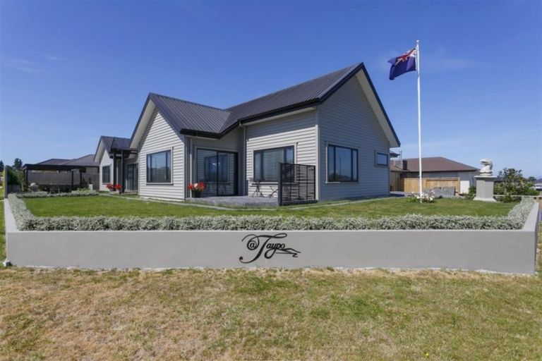 Photo of property in 8 Puna Rise, Wharewaka, Taupo, 3330