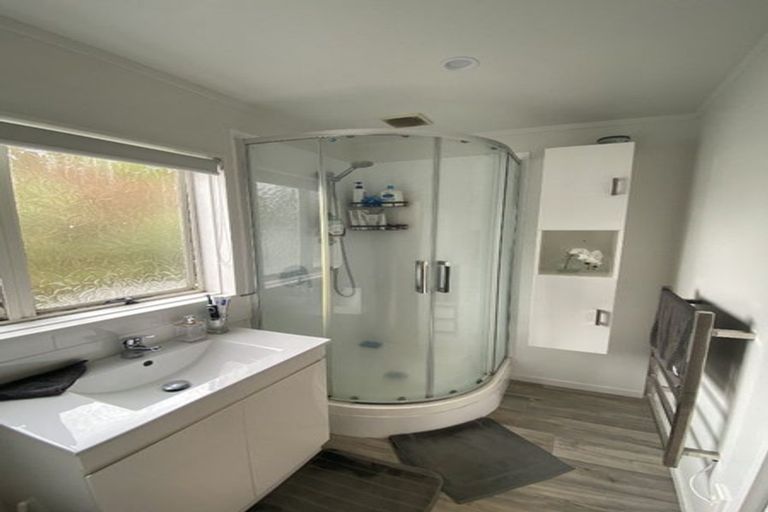 Photo of property in 118 Middleton Road, Churton Park, Wellington, 6037