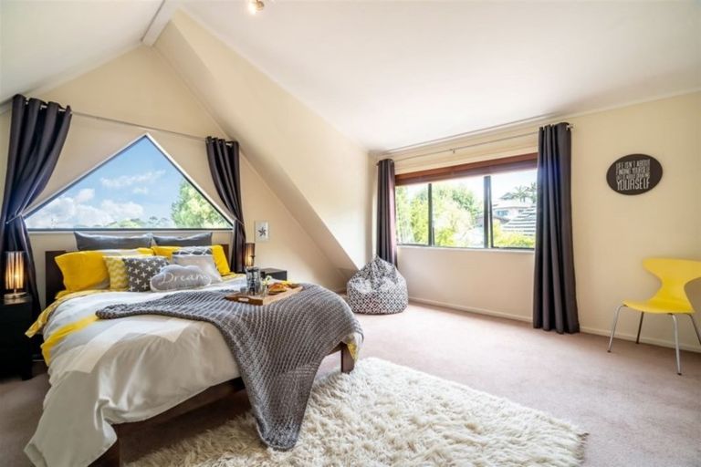 Photo of property in 2/3a City View Terrace, Birkenhead, Auckland, 0626