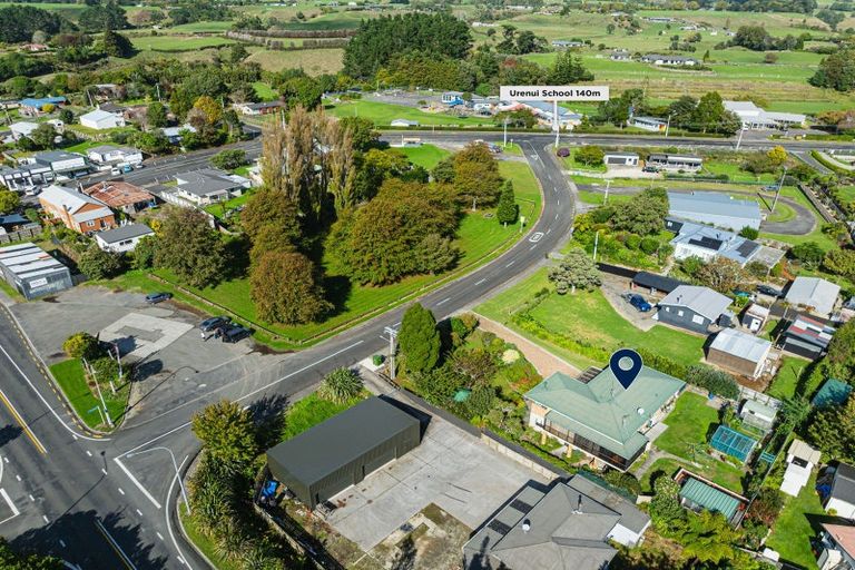 Photo of property in 5 Whakapaki Street, Urenui, 4375