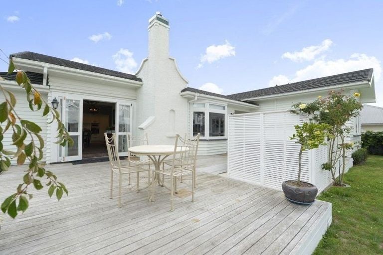Photo of property in 55 Lake Crescent, Hamilton Lake, Hamilton, 3204
