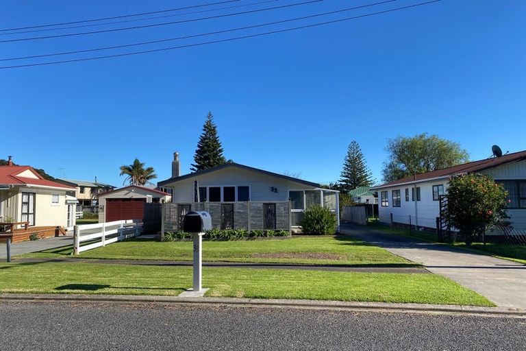 Photo of property in 33 West Crescent, Te Puru, Thames, 3575