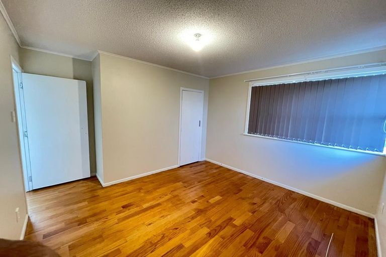 Photo of property in 100 Marne Road, Papakura, 2110