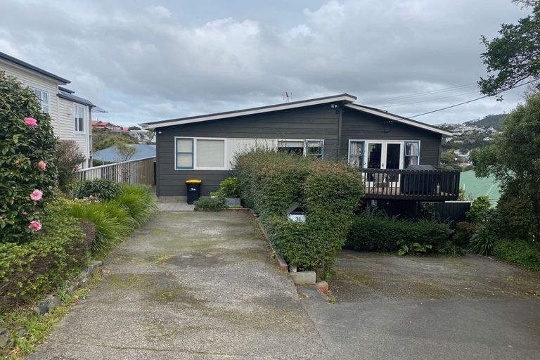 Photo of property in 31 Kaihuia Street, Northland, Wellington, 6012