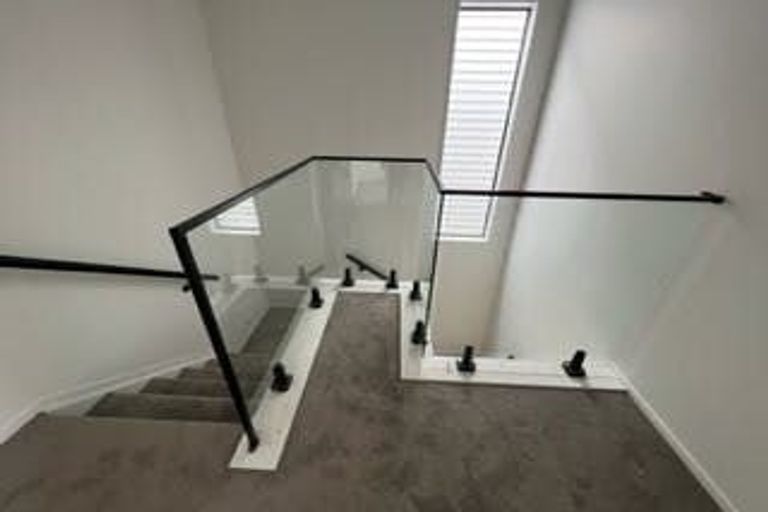 Photo of property in 30 Pilot Drive, Hobsonville, Auckland, 0616