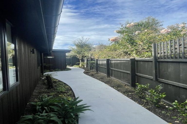Photo of property in 76 Jeffreys Road, Fendalton, Christchurch, 8052