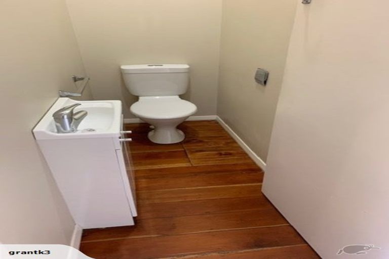 Photo of property in 20 Finlay Terrace, Mount Cook, Wellington, 6021